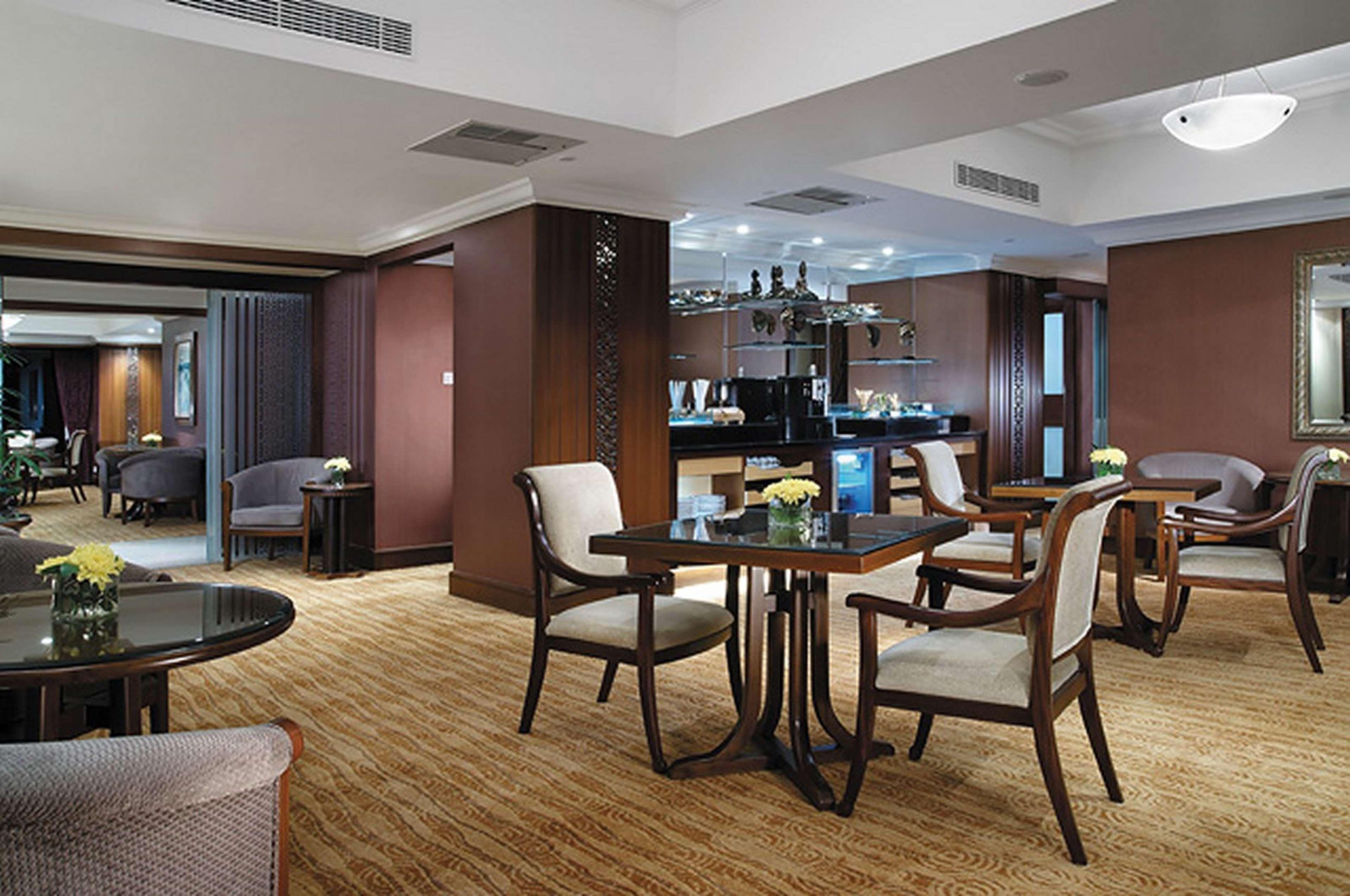 Shangri-La Surabaya Restaurang bild