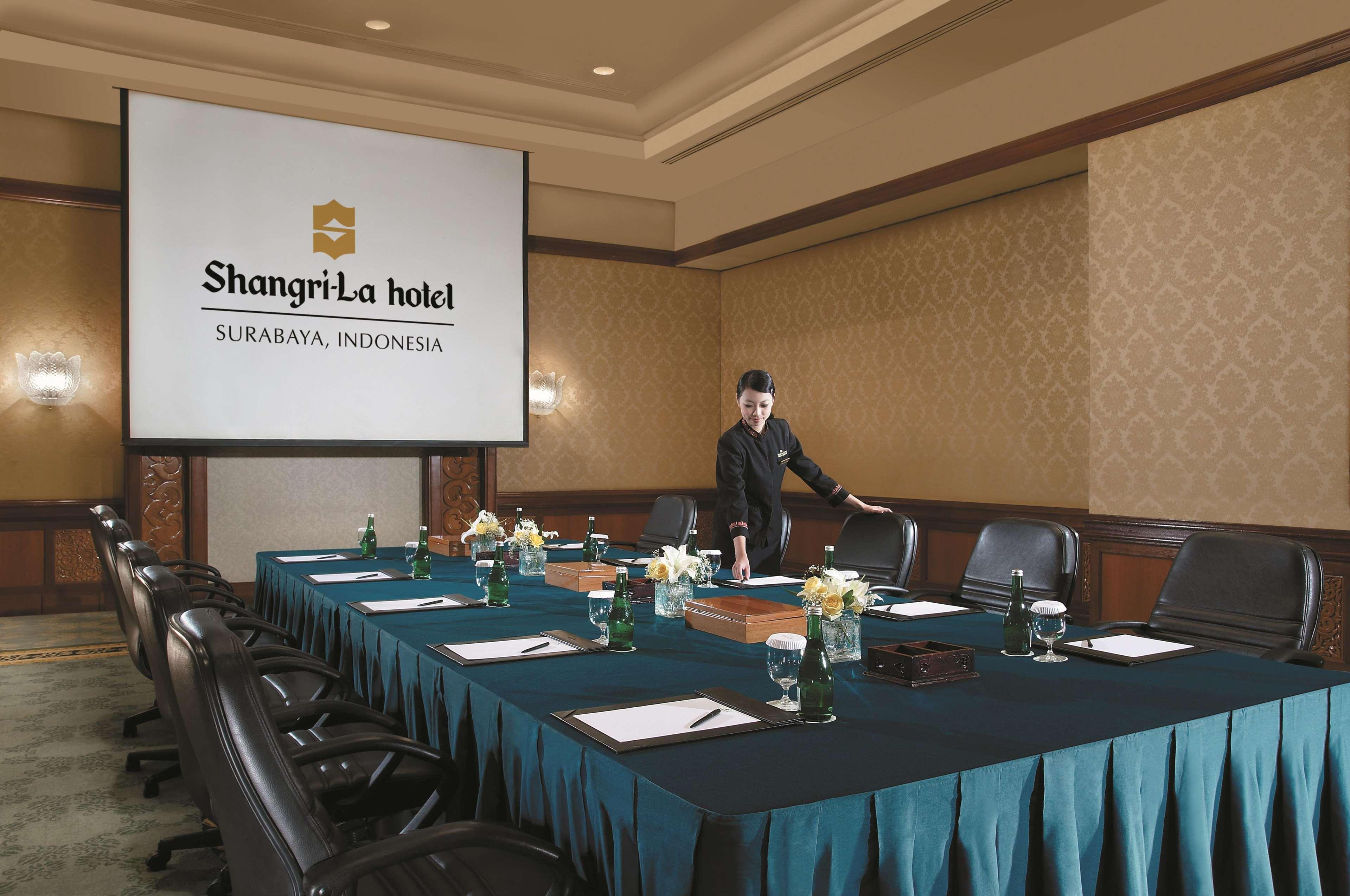 Shangri-La Surabaya Exteriör bild